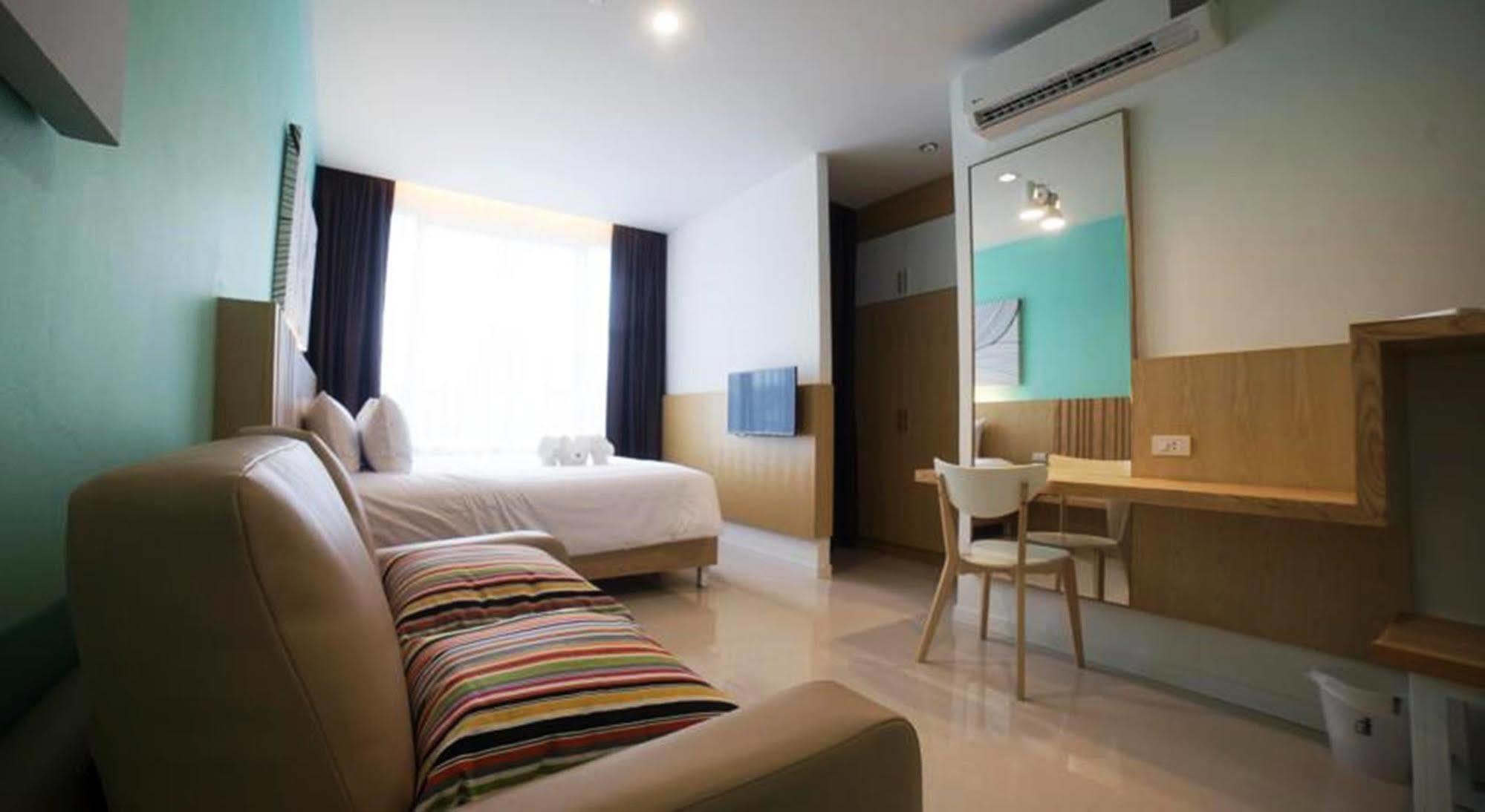 Hotel The Bliss Ubon Ubon Ratchathani Esterno foto