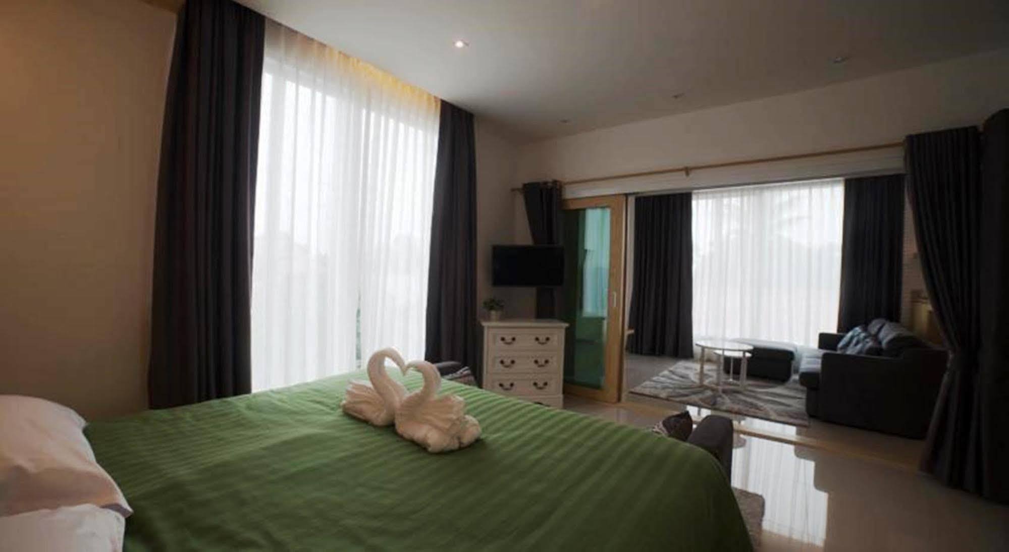 Hotel The Bliss Ubon Ubon Ratchathani Esterno foto